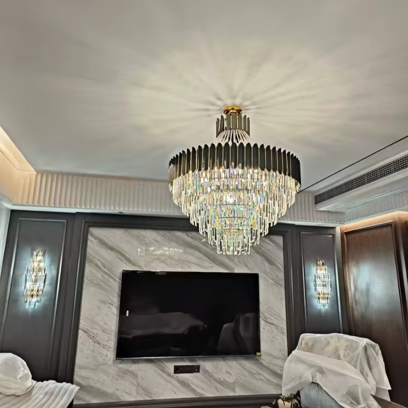 Lustre LED en cristal noir et or